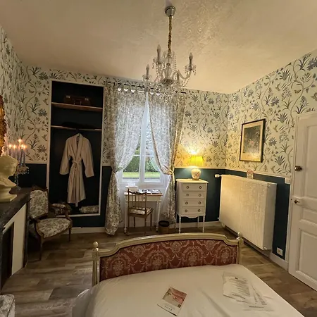 Le Grand Faubourg Gite Et Chambres Hotes Lorris Extérieur photo