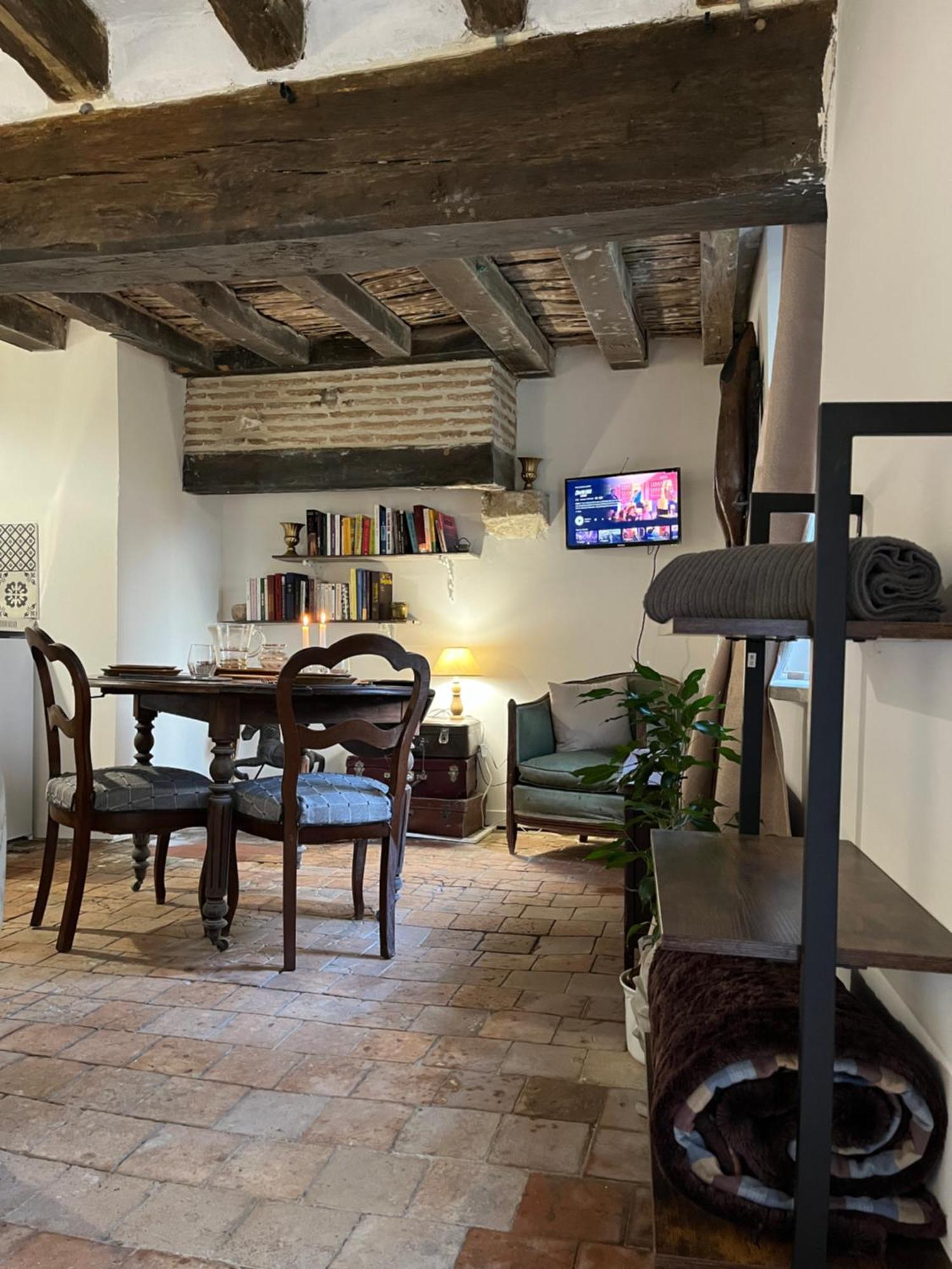 Le Grand Faubourg Et Hotes Privatunterkunft Lorris